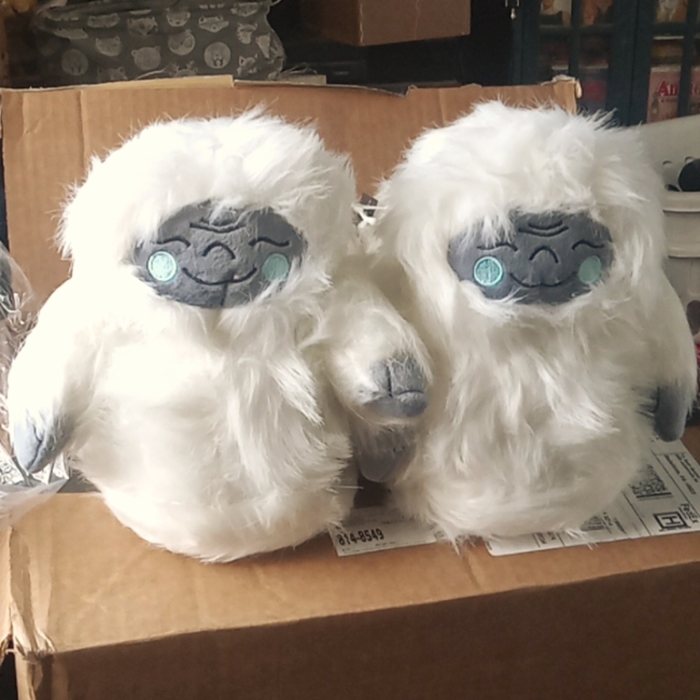 American Eagle Christmas Yeti Slippers